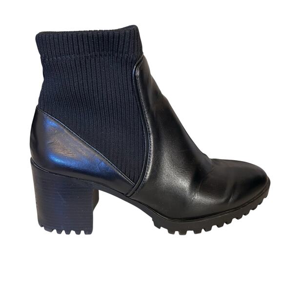 Zara Women’s Track Sole Ankle Moto Combat Chunky Heel Slip On Black Boots 7.5/38 - Picture 10 of 14